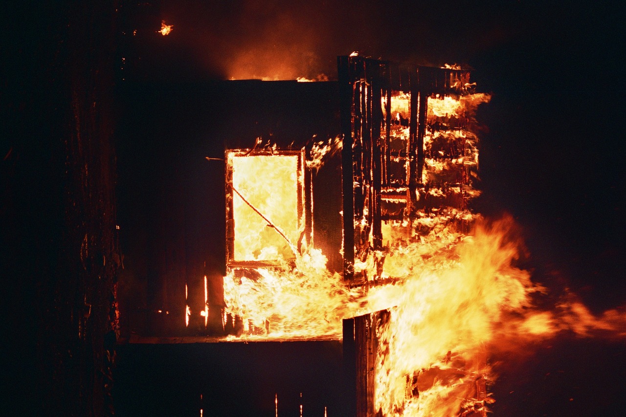 Požár bytového domu v Liberci