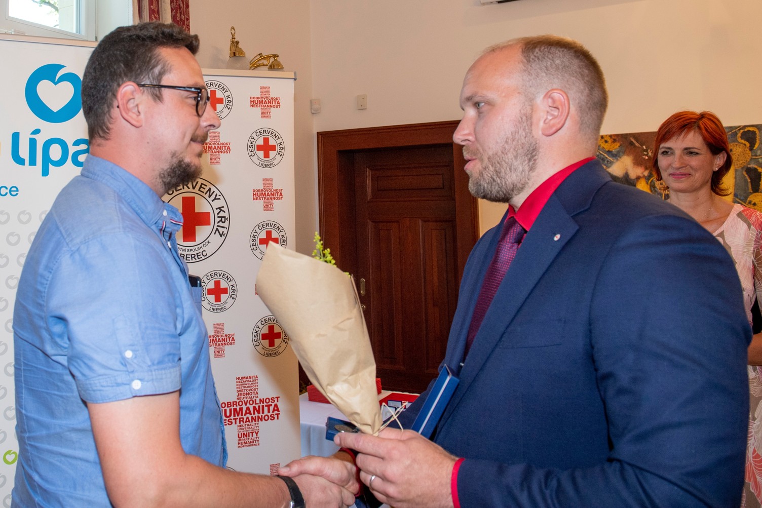 Fotografie z předávání ocenění zasloužilým dárcům krve v České Lípě – červen 2022